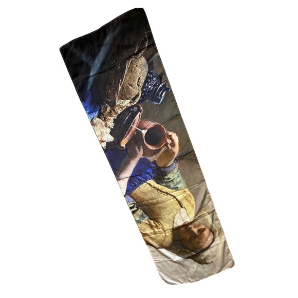 Painting Scarf - Picture 2 of 3